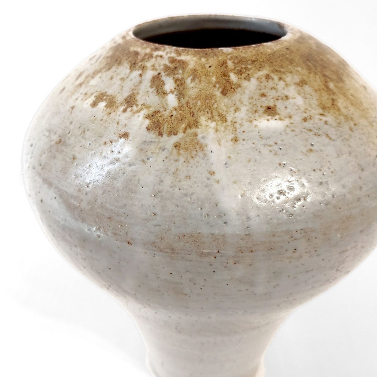 Robert Hunter | Ash and Clay Vessel